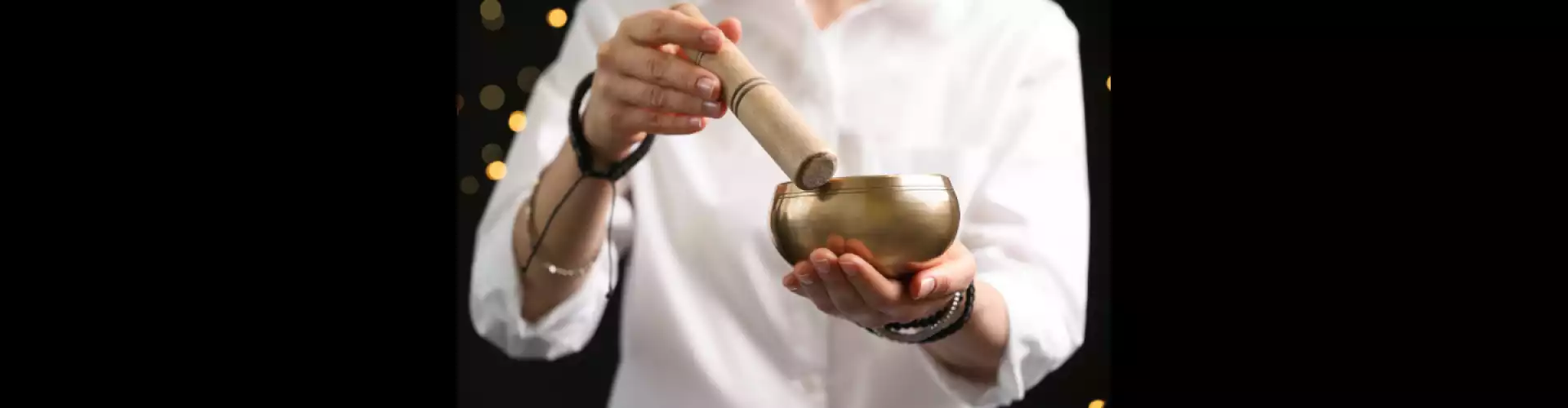 Qigong Perubatan & Penyembuhan Bunyi - Online Class by Stephanie Brail